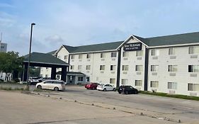 New Victorian Inn & Suites Lincoln